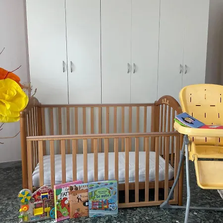 Il Nido Del Merlo Parcheggio E Giardino Appartement