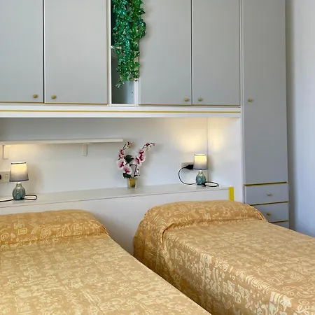 Il Nido Del Merlo Parcheggio E Giardino Appartement